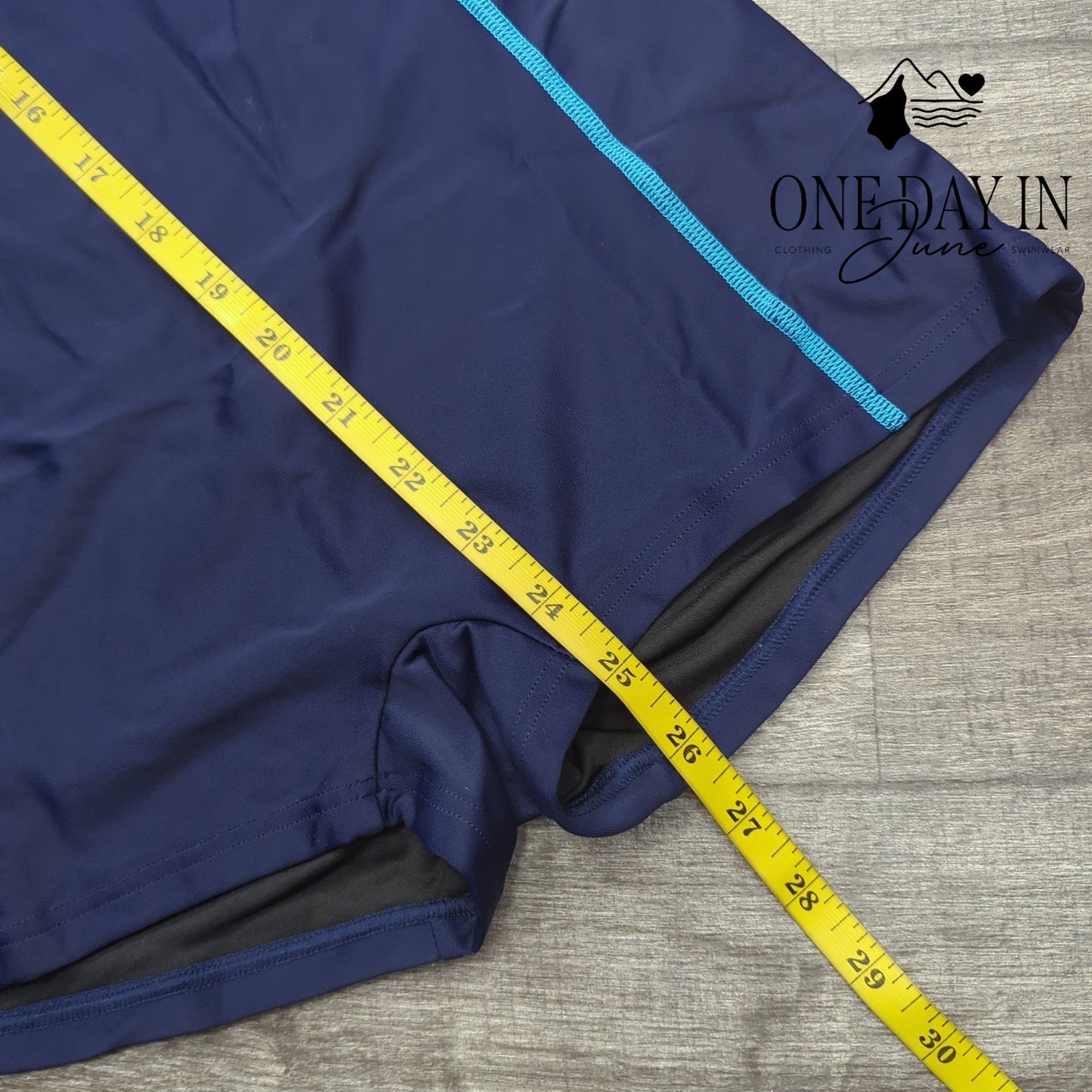 CharmLeaks Boyshort One Piece Swimsuit Size XS