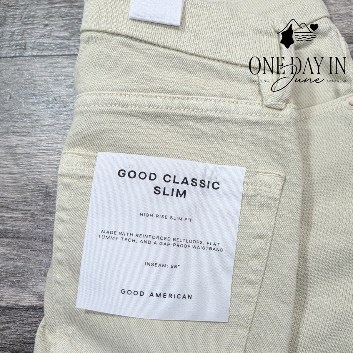 Good American Good Classic Slim Straight Jeans Bone High Rise NWT Size 6 (28)