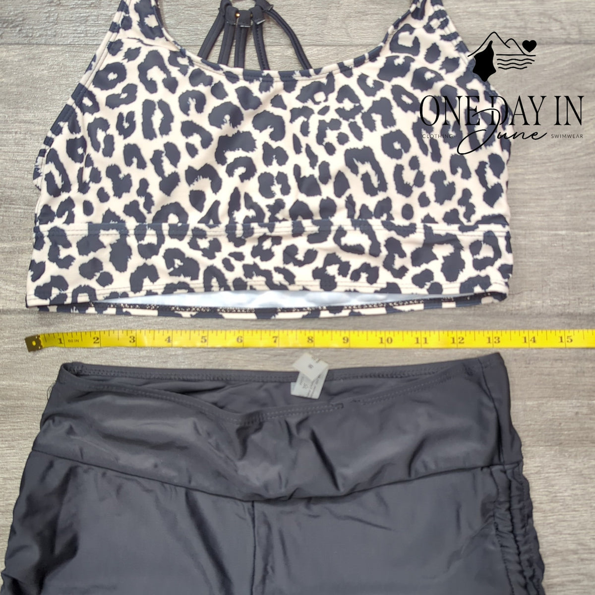 CharmLeaks Leopard Crop Bikini Swimsuit Black Drawstring Shorts Size M