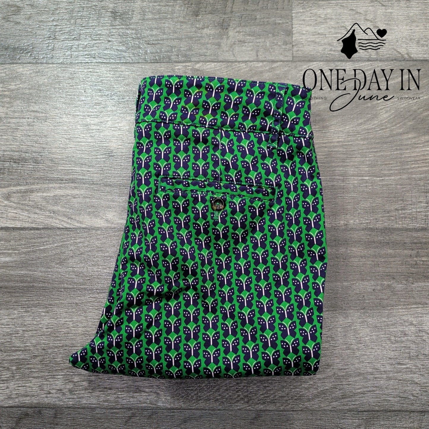 Anthropologie Cropped Butterfly Pants Size 10