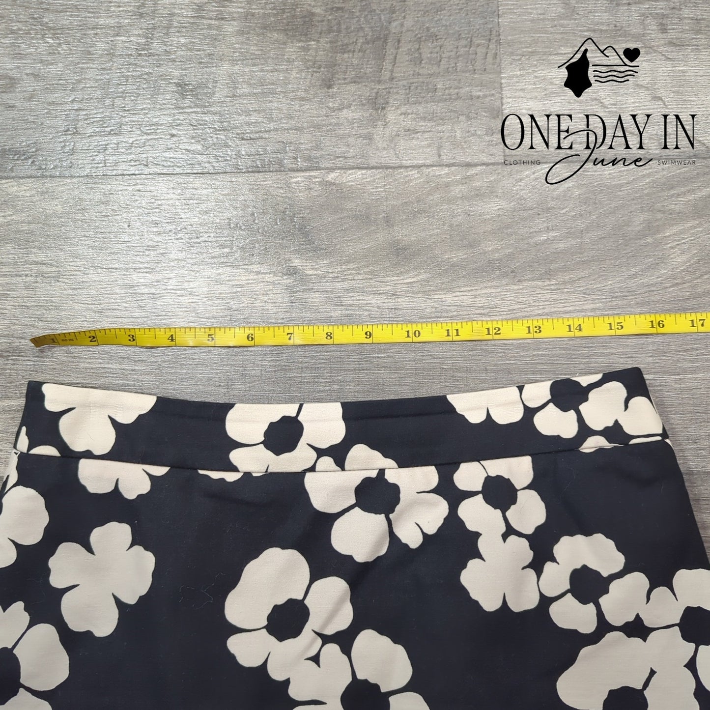 Loft Floral Pencil Skirt Size 6
