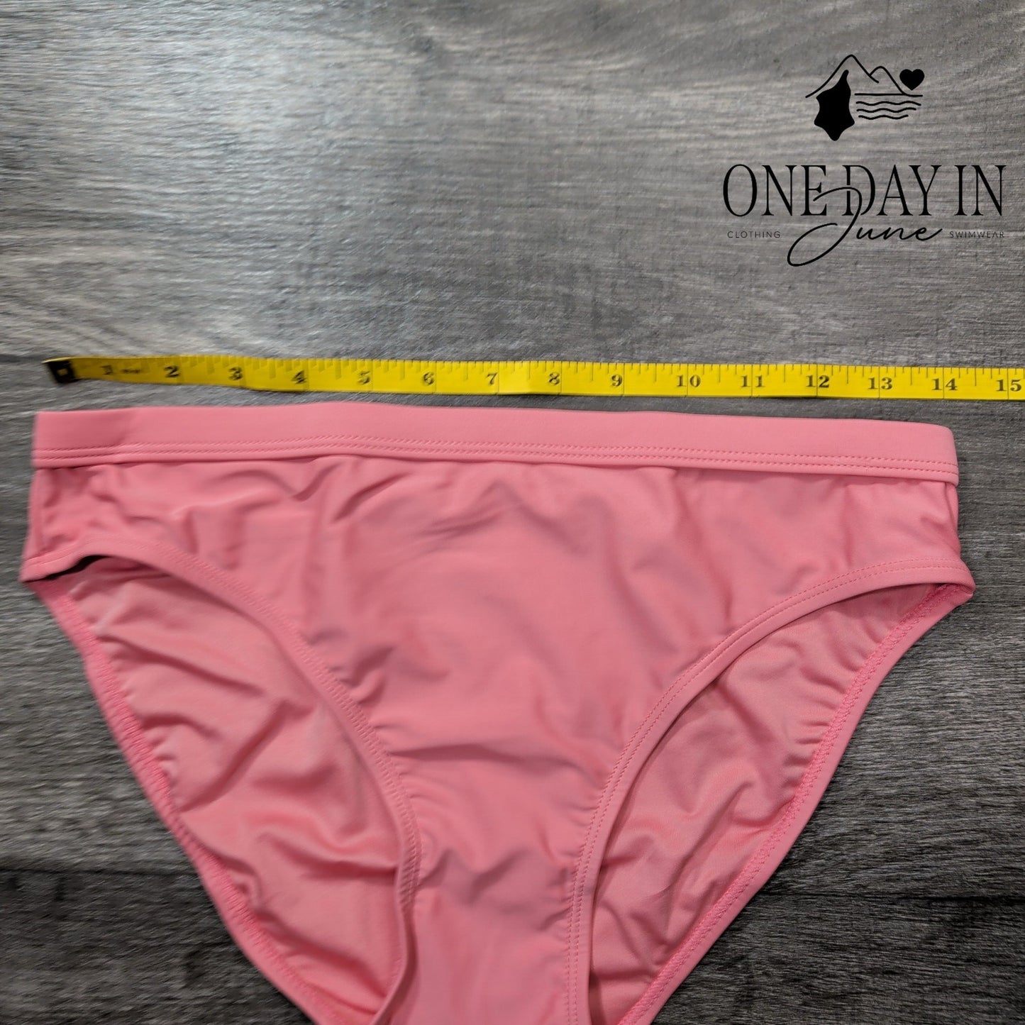 Kindred Bravely Moderate Bikini Bottom Size M