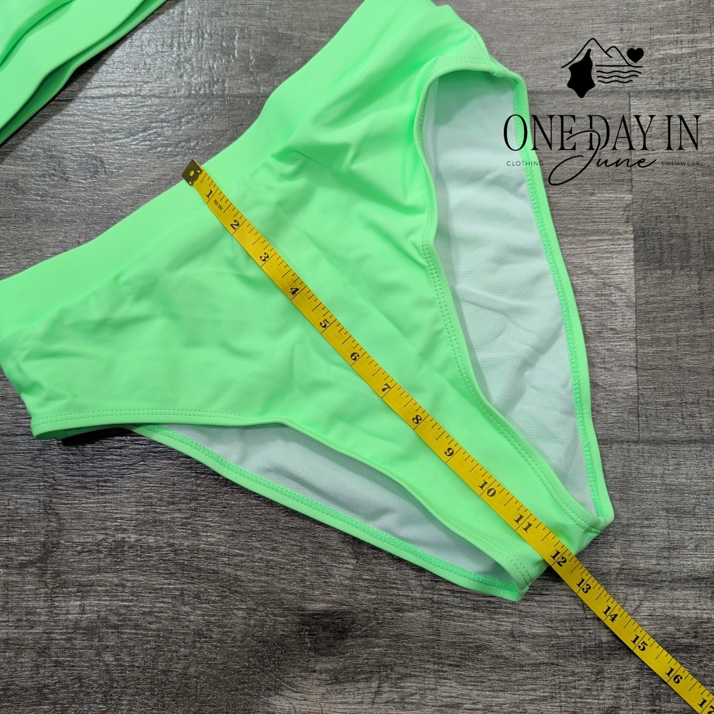 Pink Queen Crop High Cut Bikini Swimsuit Size M