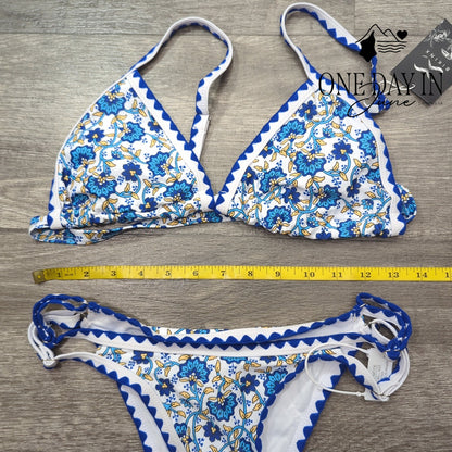 Bikinx Floral Triangle Bikini Swimsuit Blue White Cheeky NWT Size M
