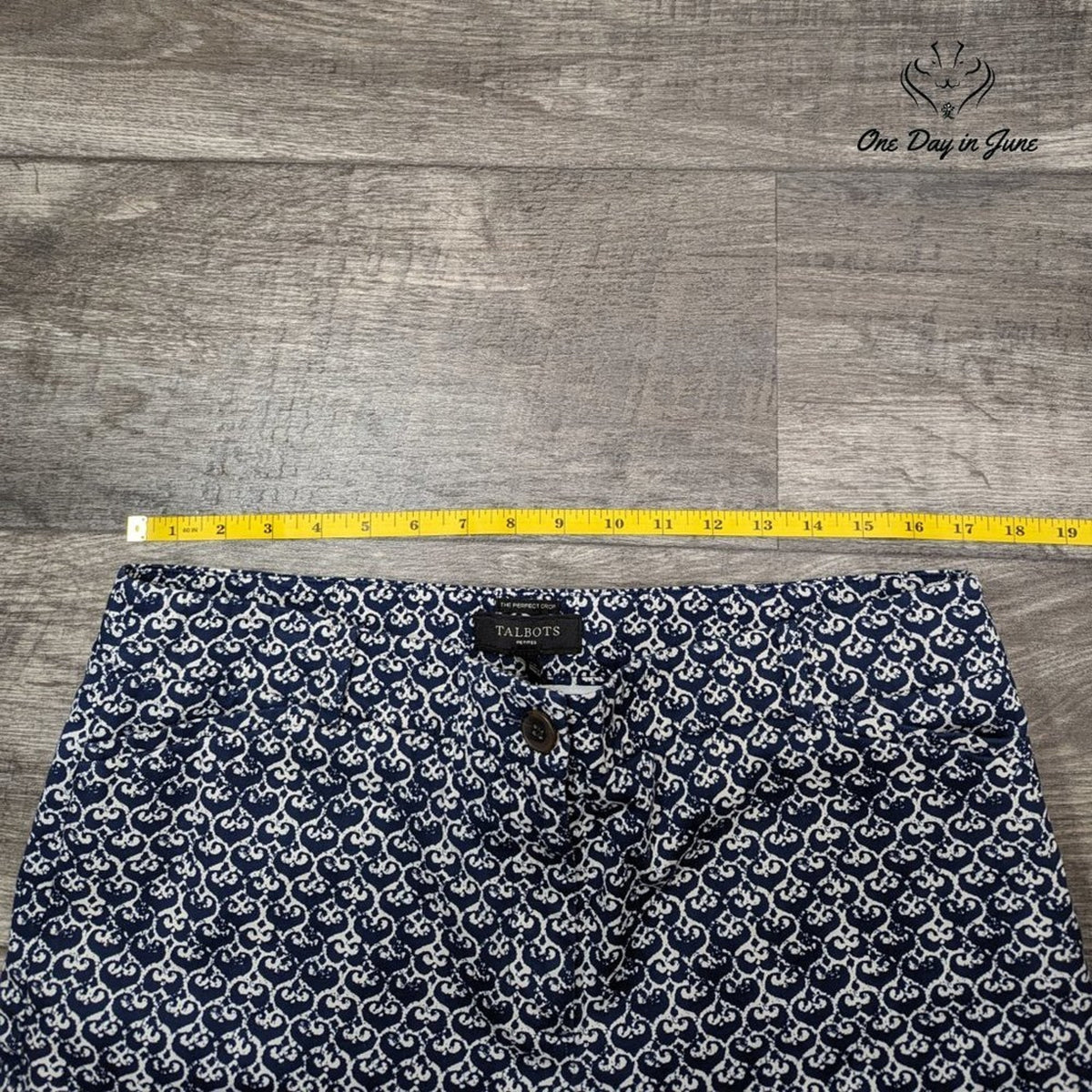 Talbots Petites The Perfect Crop Pants Navy Blue White Paisley Print Size 14P