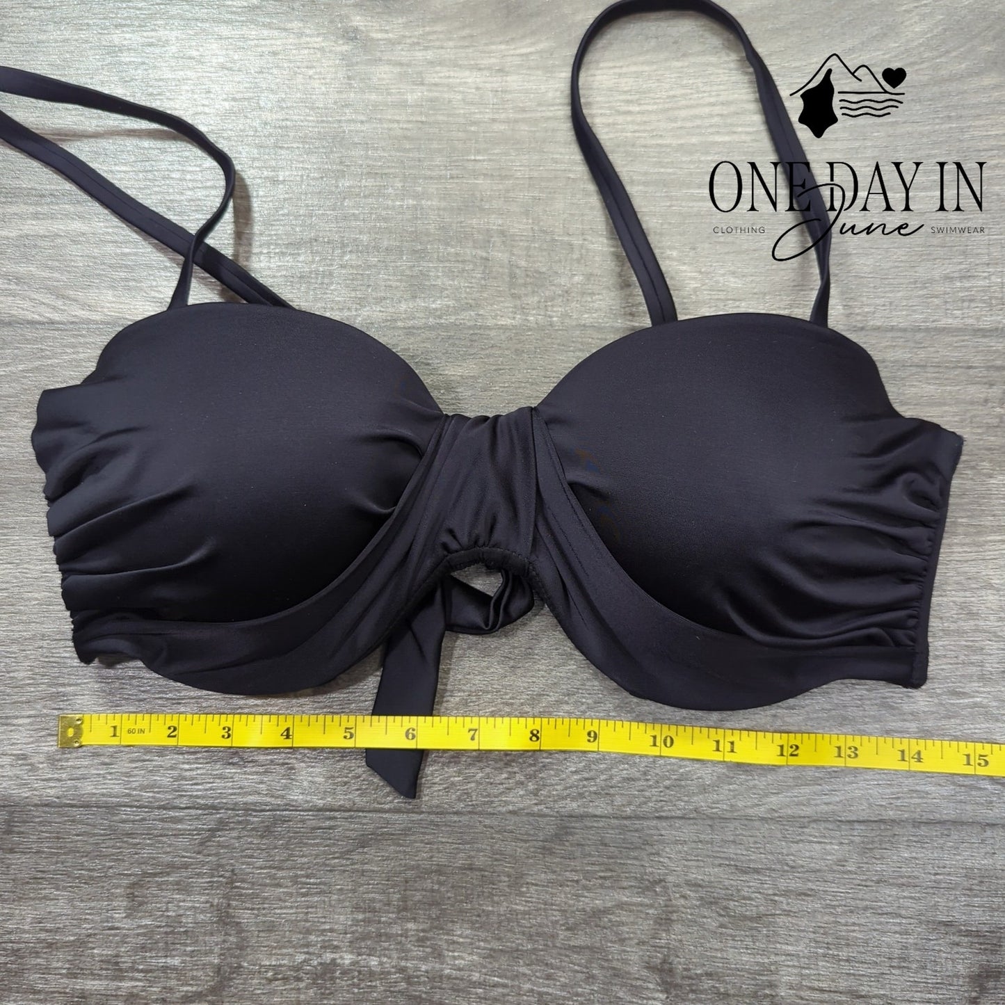 A.Che Underwire Tie Back Bikini Top Size T6 (M)