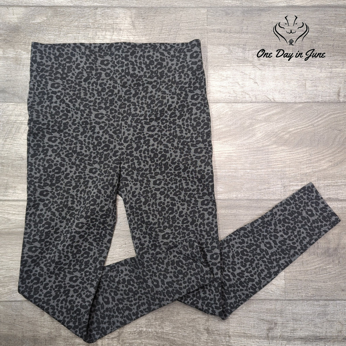 Loft Leopard Print Ponte Leggings Gray Black Pull On Skinny Pants Size S