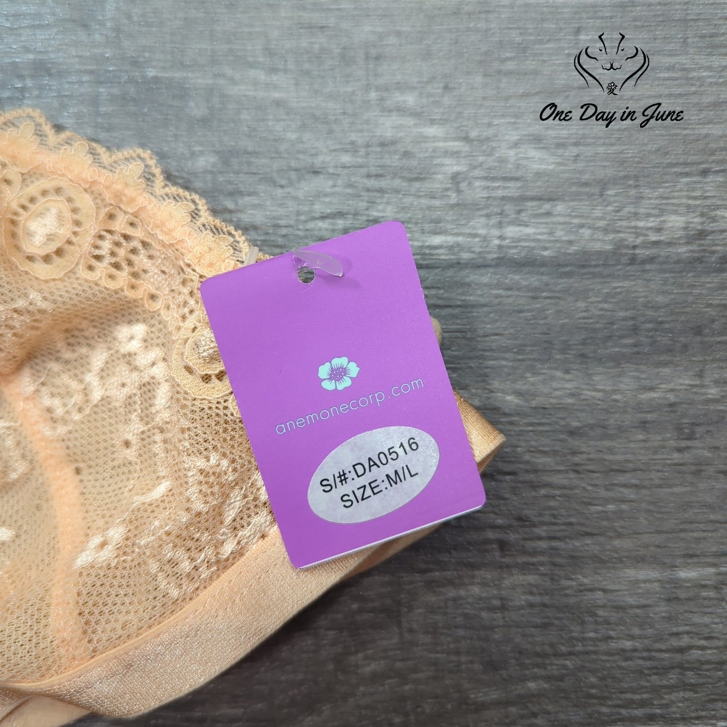 Anemone Bralette Bra Size M/L