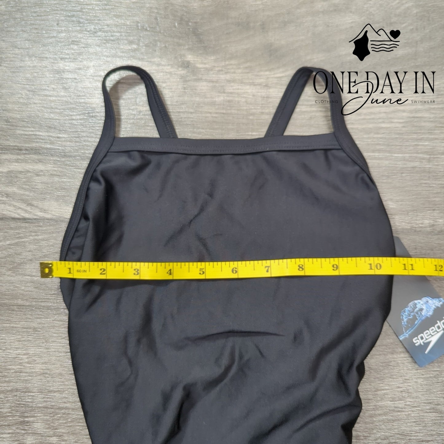 Speedo Sport Training One Piece Swimsuit Size 28 (M)