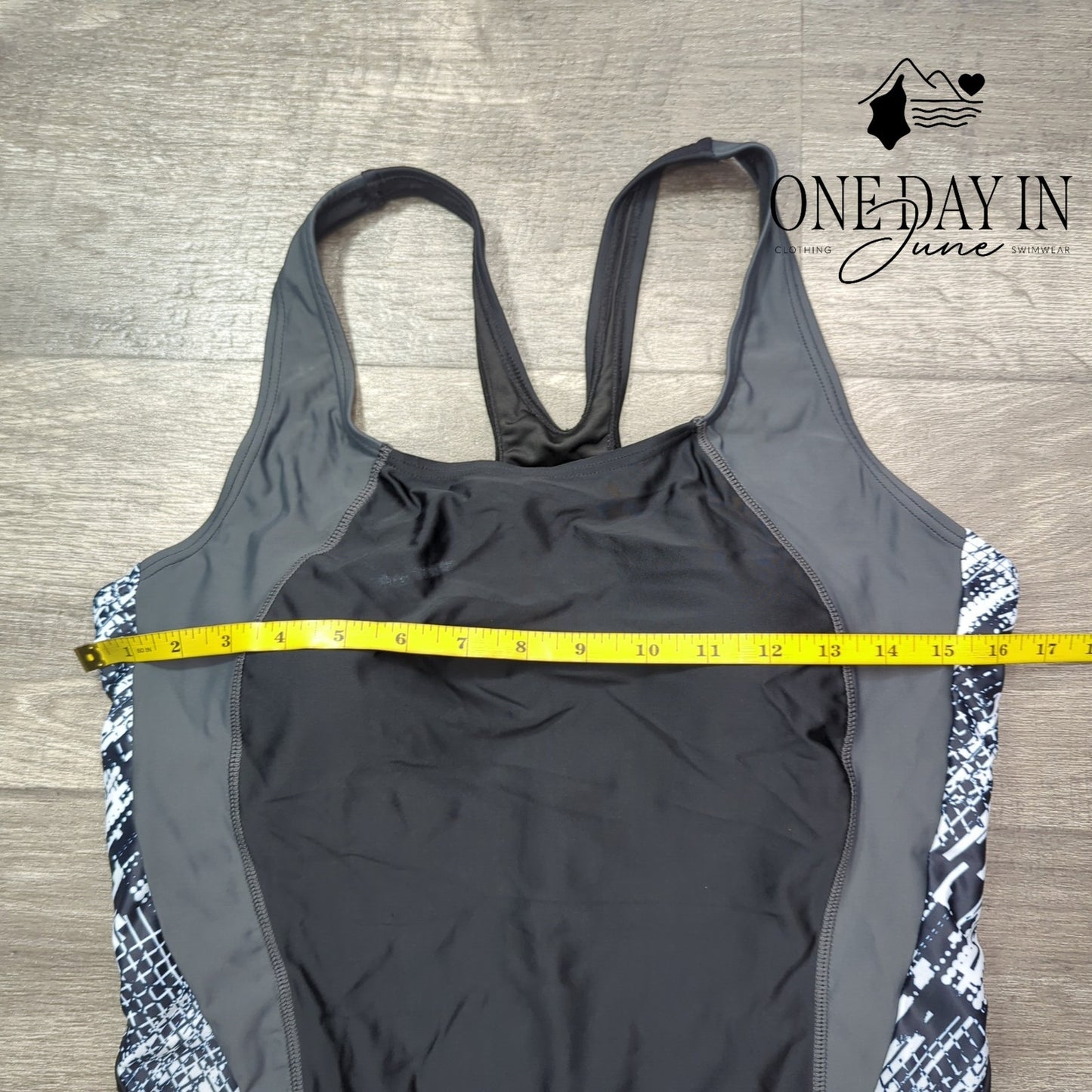 Charmo Racerback One Piece Swimsuit Size XL