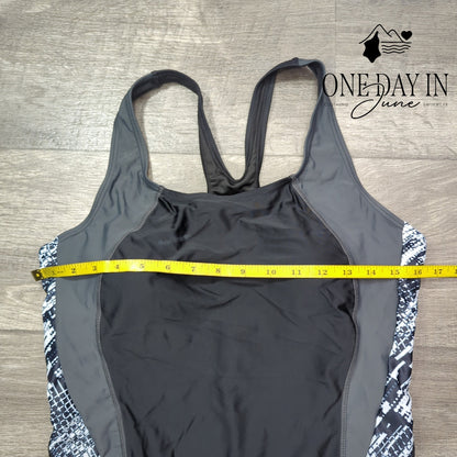 Charmo Racerback One Piece Swimsuit Size XL