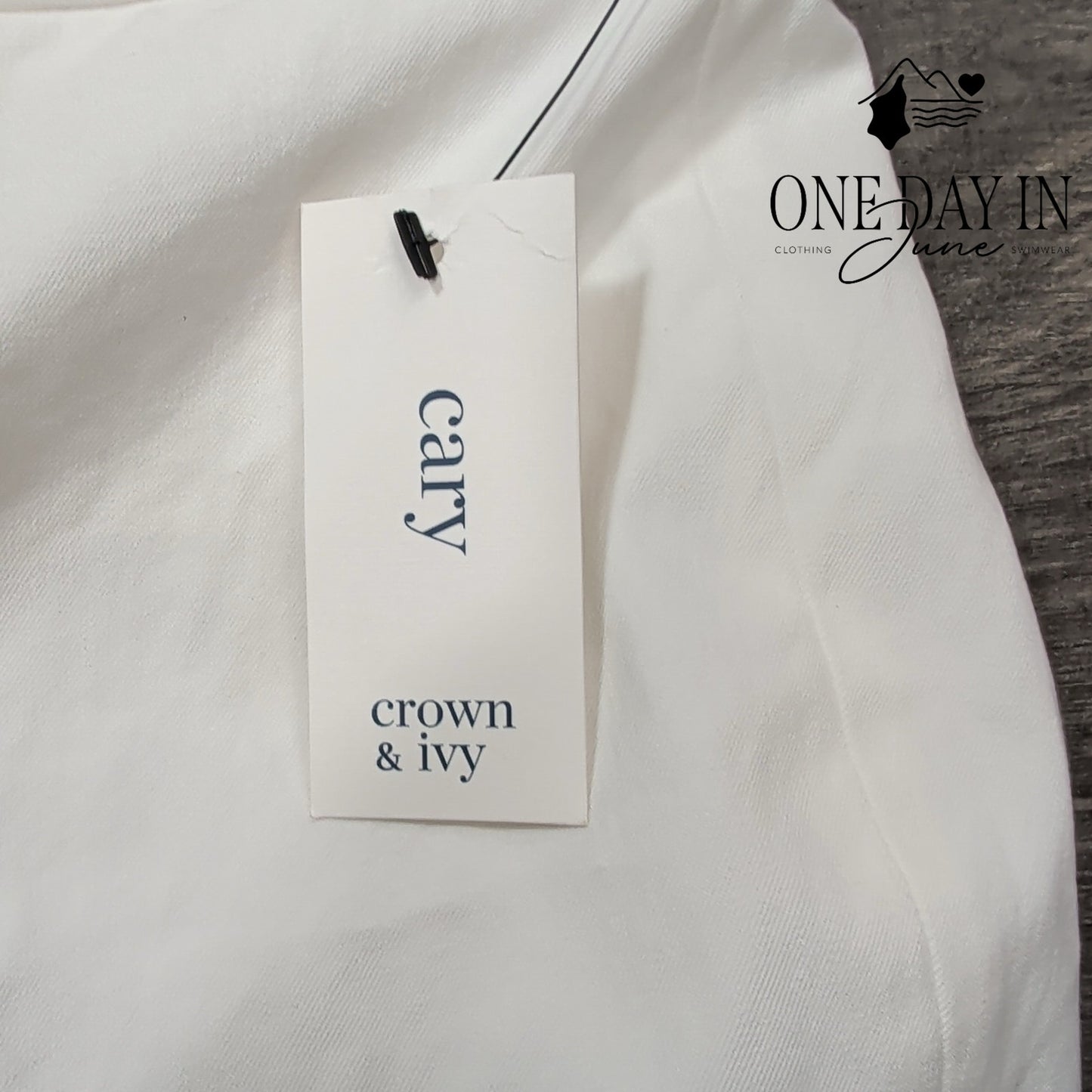 Crown & Ivy The Cary Dress Pants Size 10