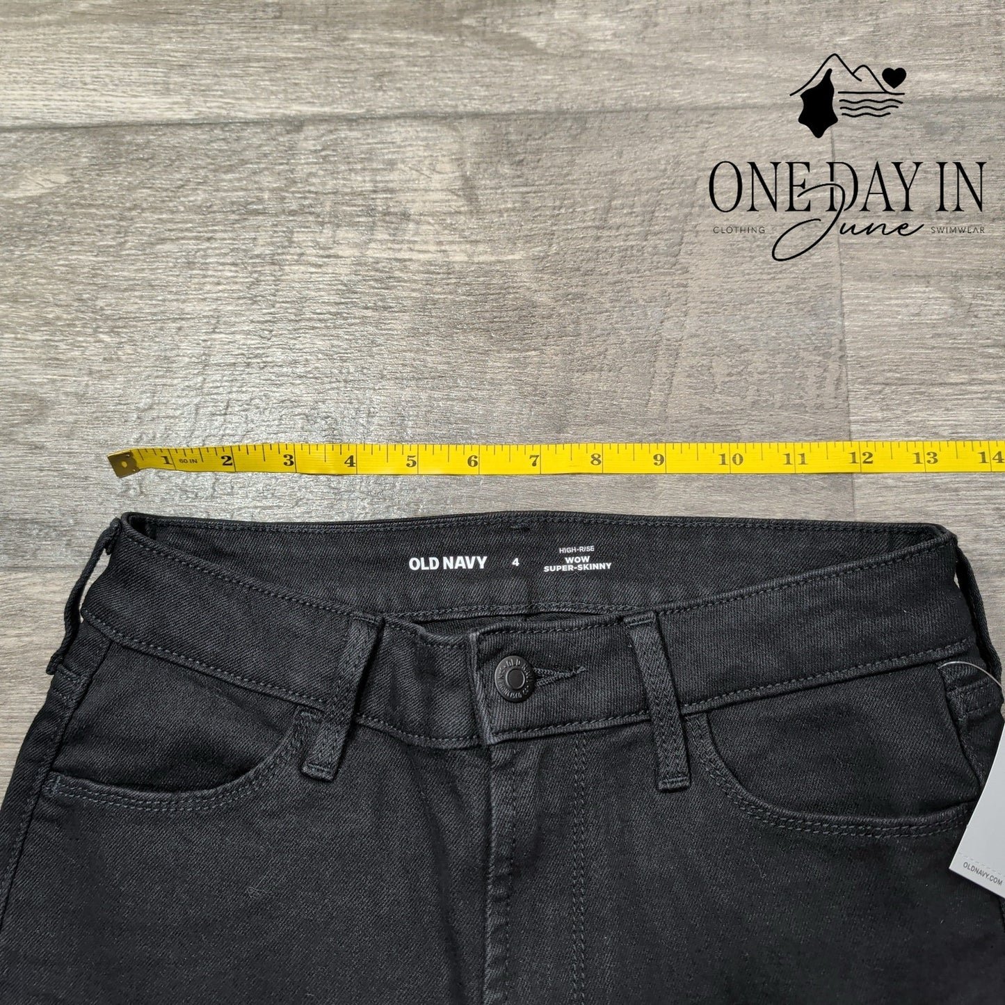 Old Navy High Rise Wow Super Skinny Jeans Black Wash Stretch NWT Size 4