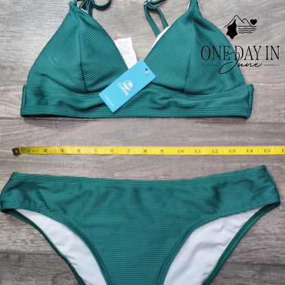 Cupshe V Neck Ribbed One Piece Swimsuit Size M