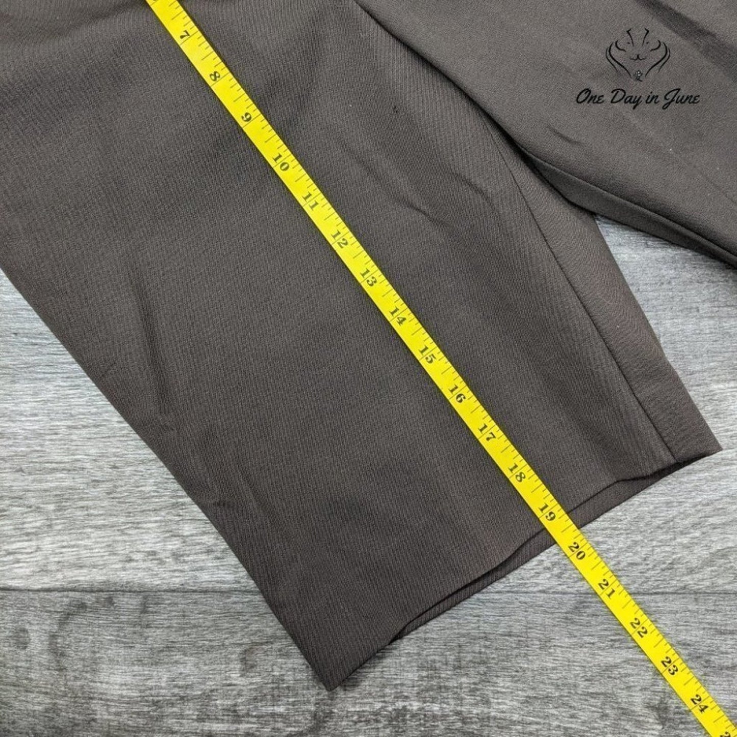 Cutter & Buck Standard Shorts Size 4