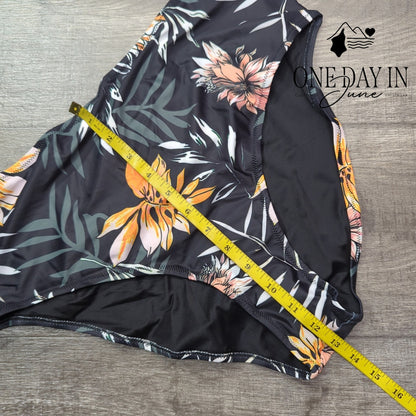 Suuksess Cross Front Halter Tankini Swimsuit Size XL