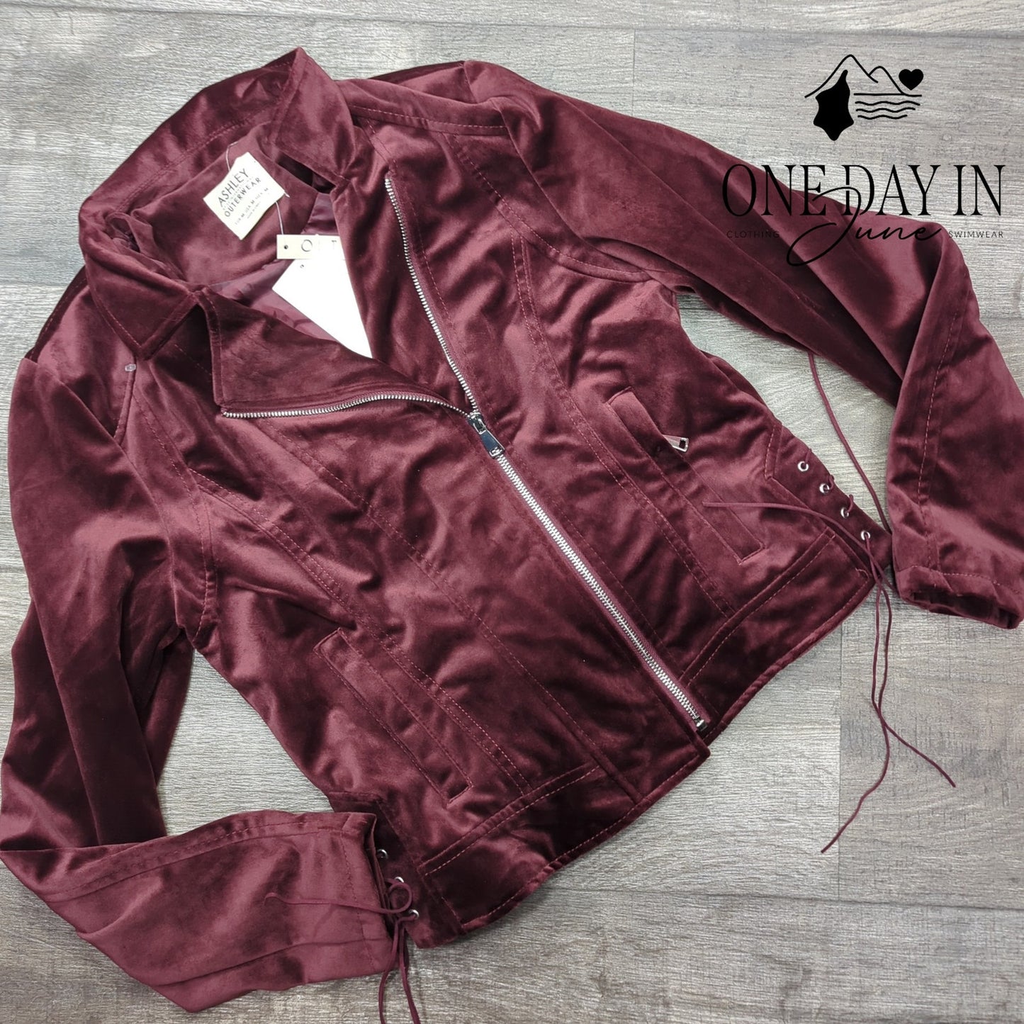 Ashley by 26 International Zip Front Velour Jacket Size M