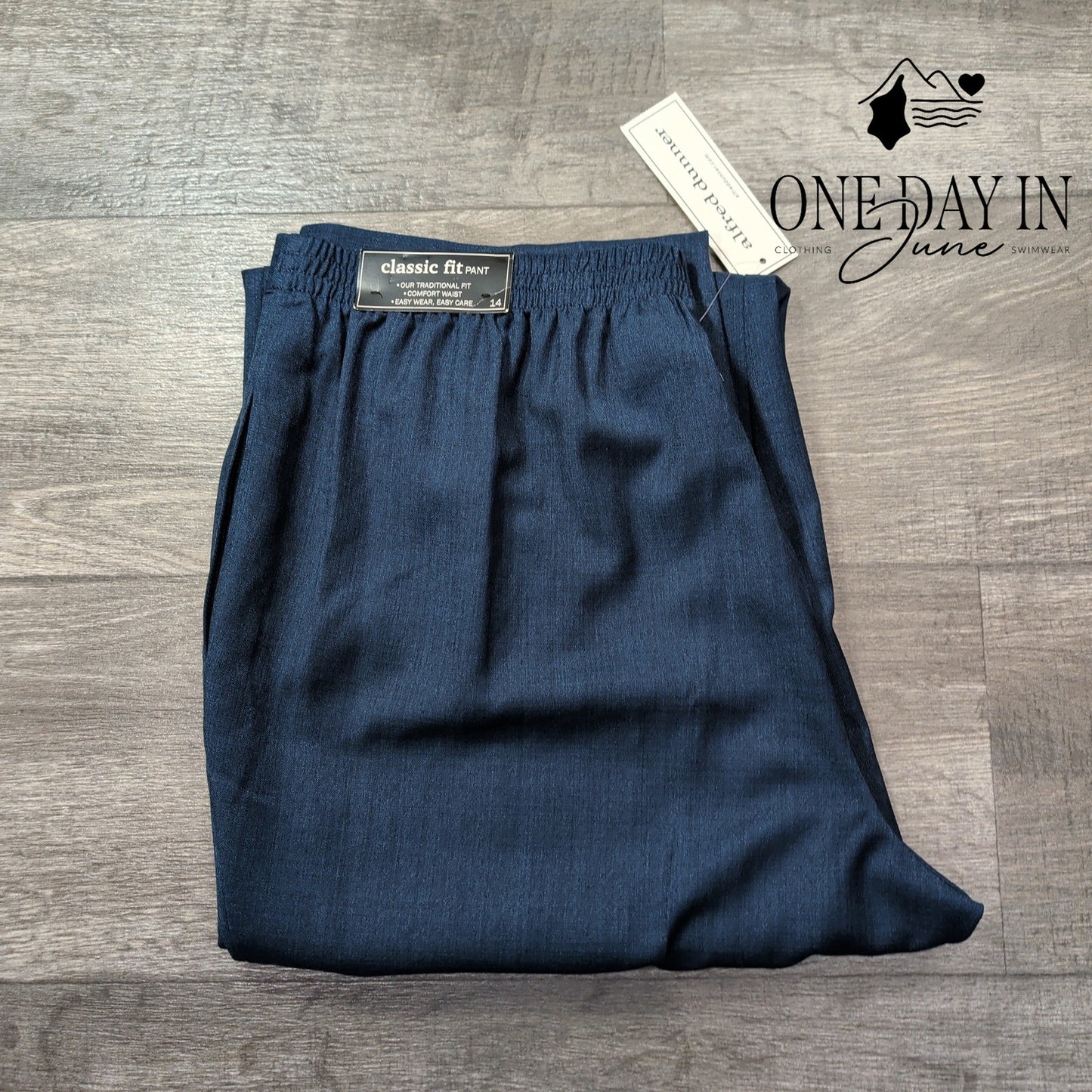 Alfred Dunner Classic Fit Pull On Pants Navy Straight Leg NWT Size 14