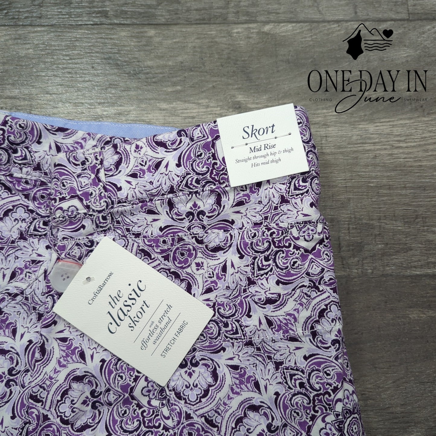 Croft & Barrow Mid Rise Skort Size 16