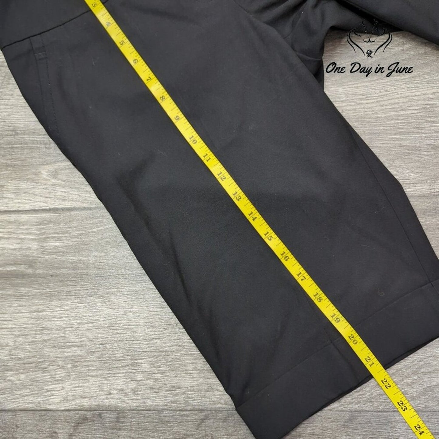 The Limited Black Collection Drew Fit Shorts Size 8