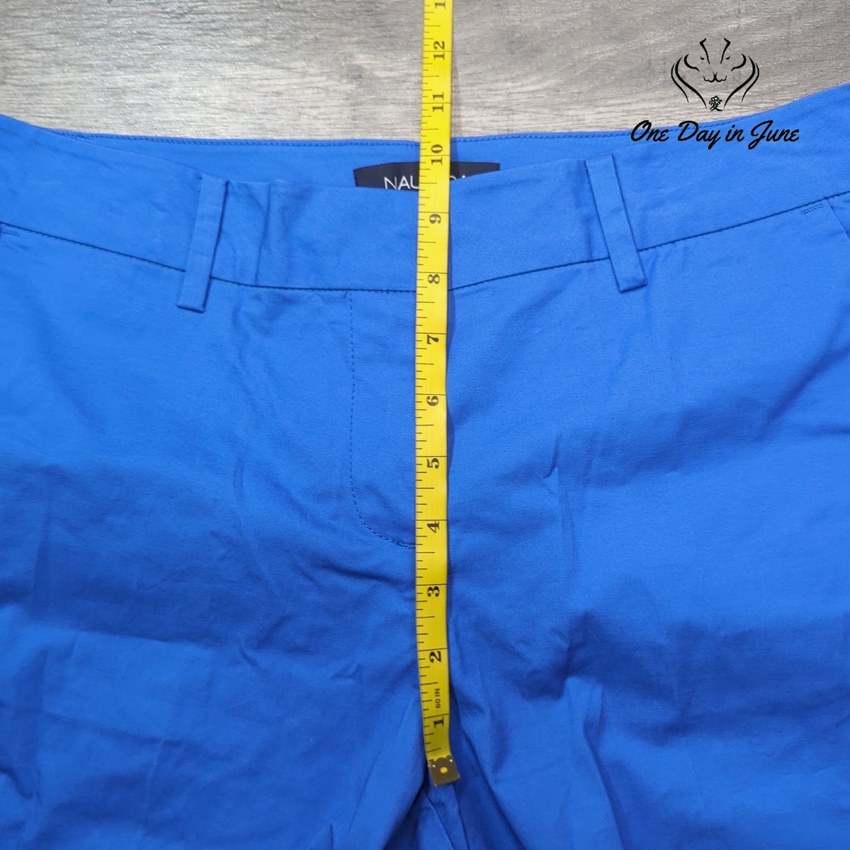 Nautica Flat Front Bermuda Shorts Bright Blue NWT Size 6