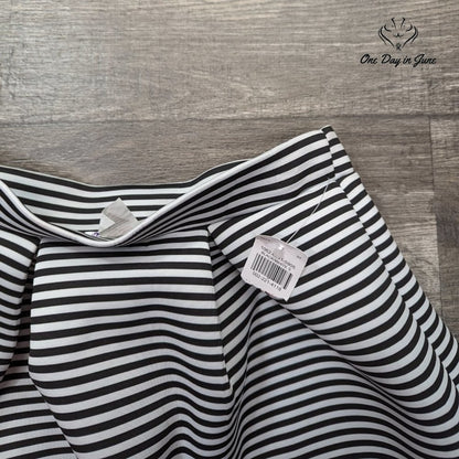 Sensational Collection Striped Knee Length Skirt Size XL