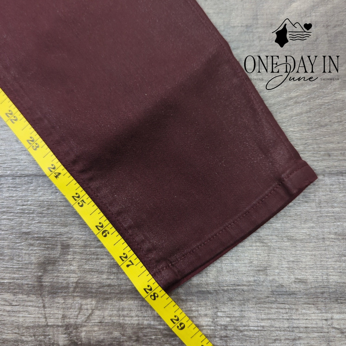 Hudson Krista Ankle Super Skinny Coated Rowe Burgundy NWT Size 10 (30)