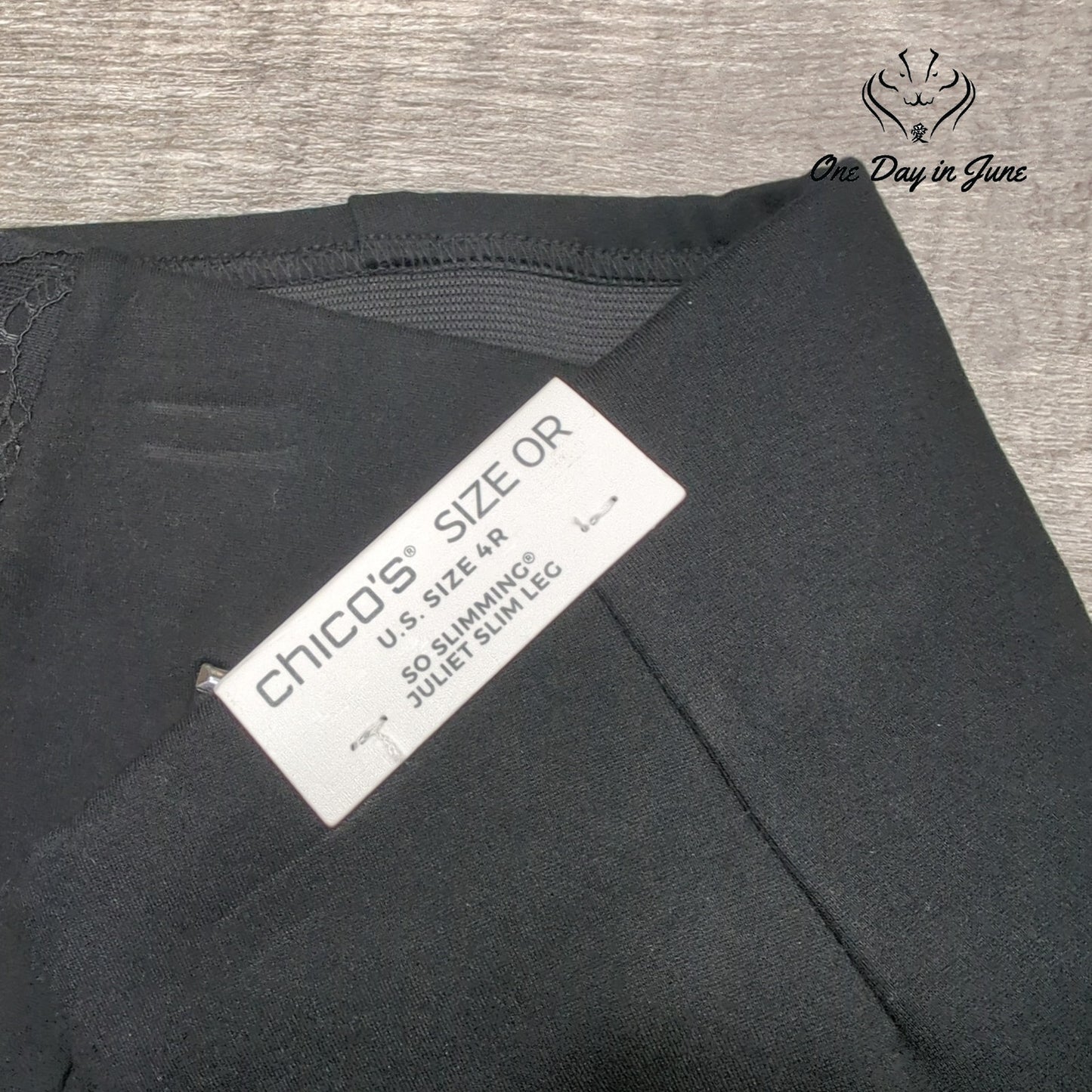 Chico's So Slimming Juliet Slim Leg Pants Size 4 (Chico's 0)