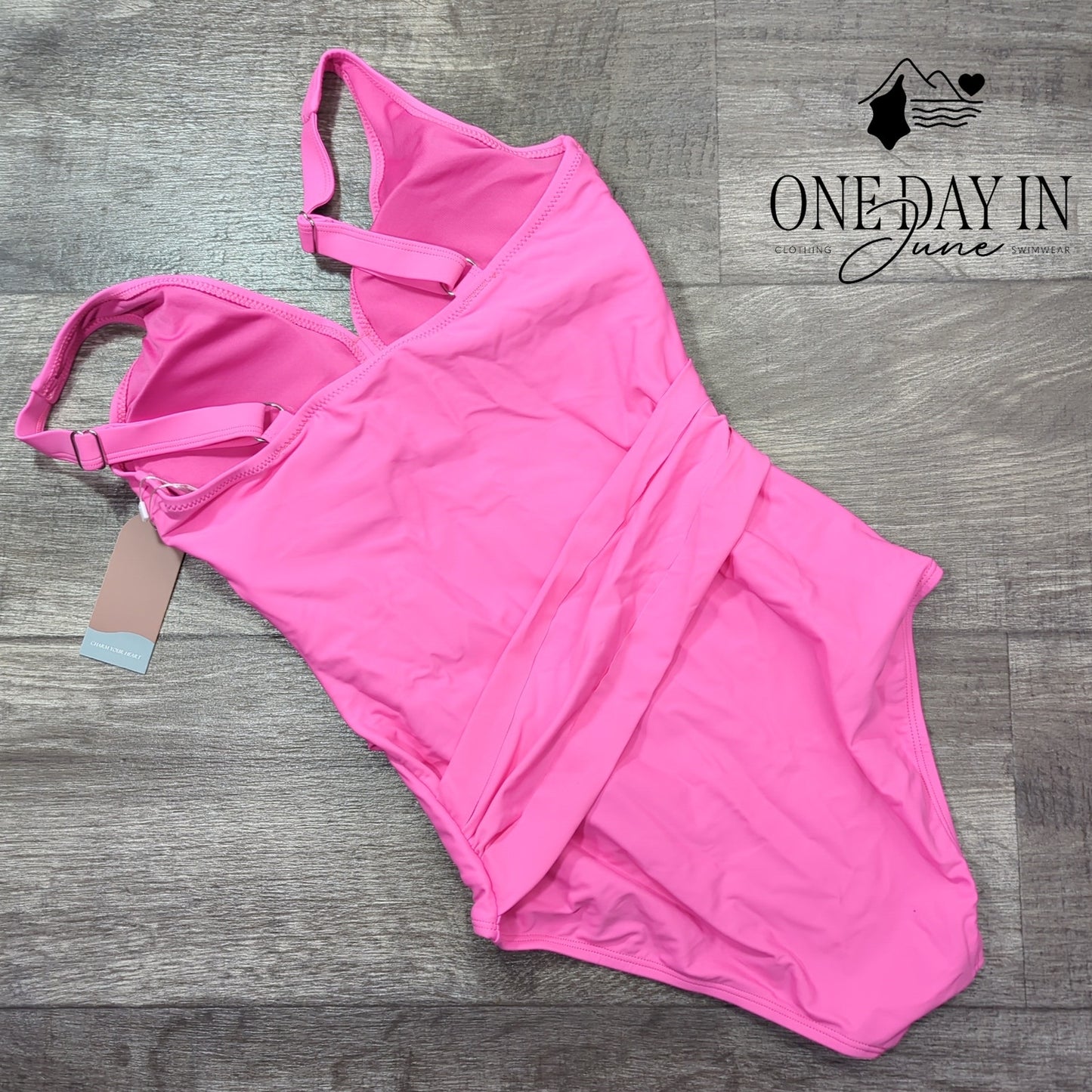 Smismivo Twist Front One Piece Swimsuit Size S