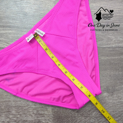 Ambrielle Ribbed Bikini Bottom Size S
