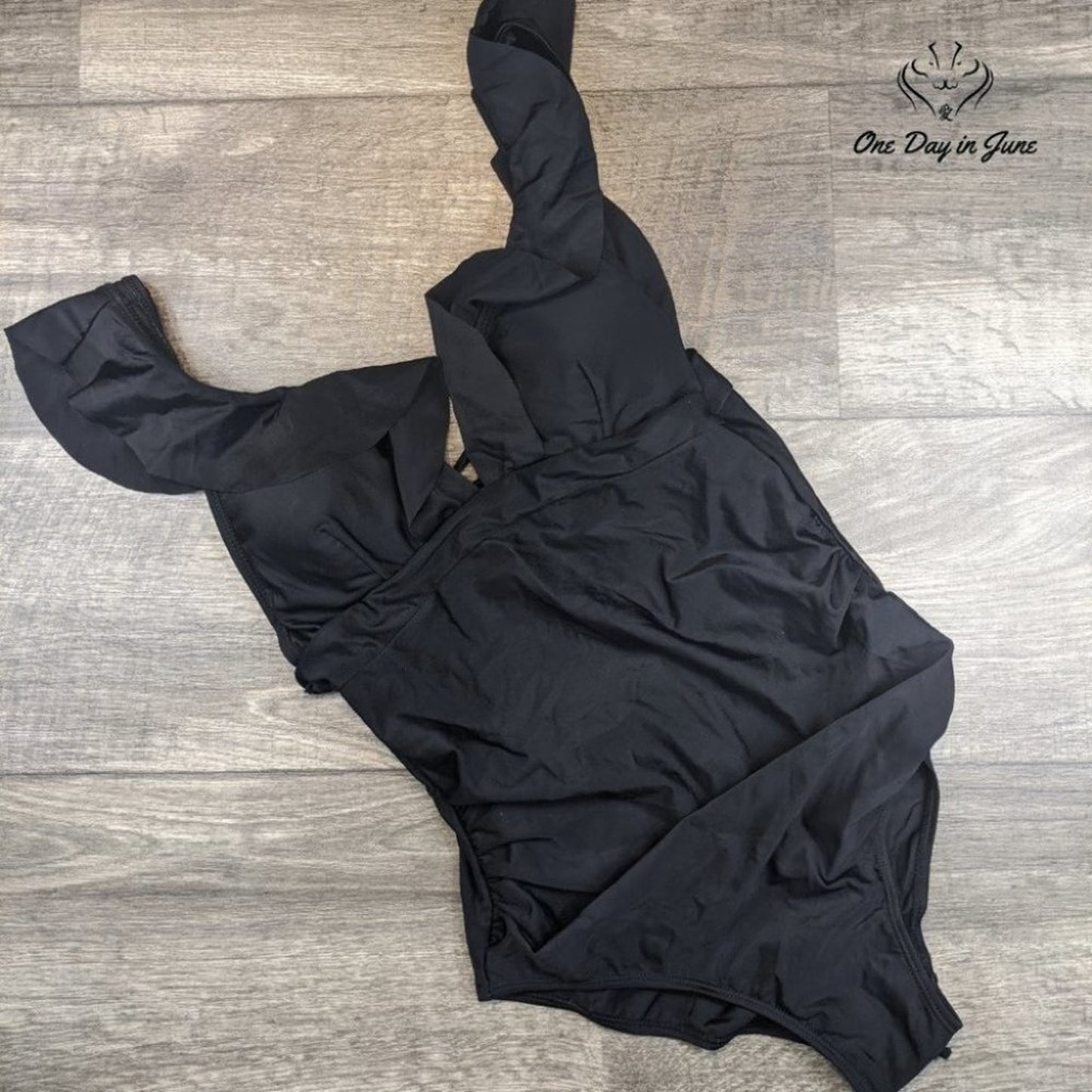 Soyml Ruffle Tummy Control Criss Cross Tie Back One Piece Size XL