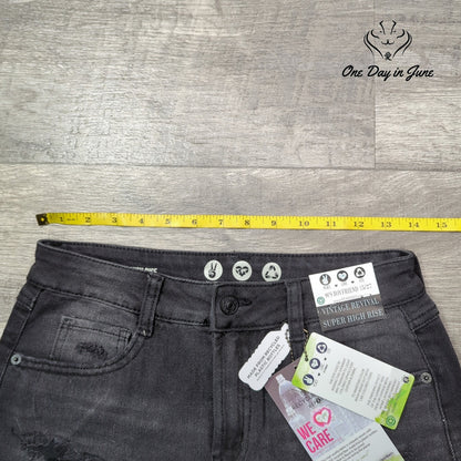 Rewash Juniors Super High Rise 90s Boyfriend Shorts Size 5
