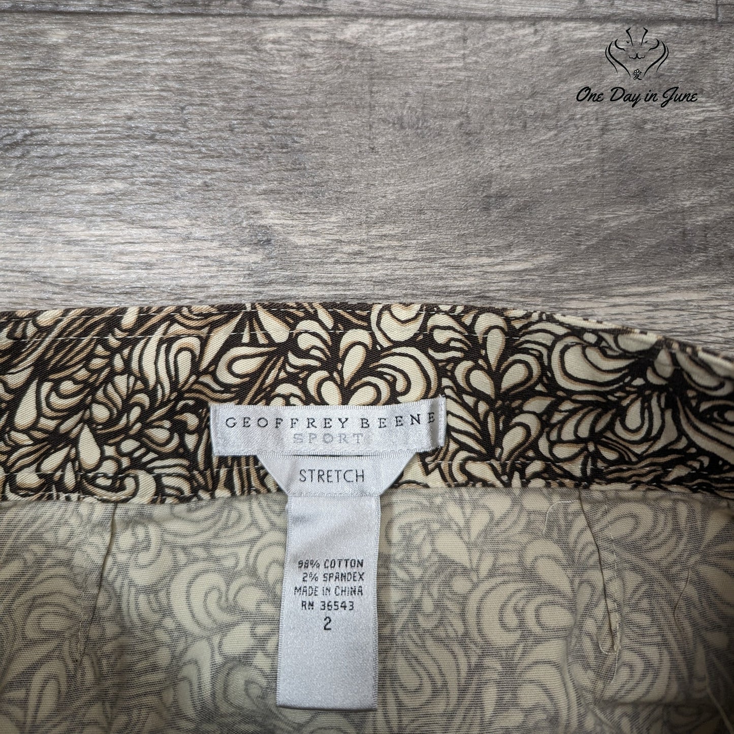 Geoffrey Beene Sport Stretch Mini Skirt Size 2