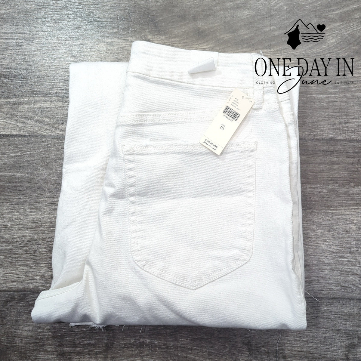 Good American Good Straight Raw Hem Jeans White NWT Size 10 (30)