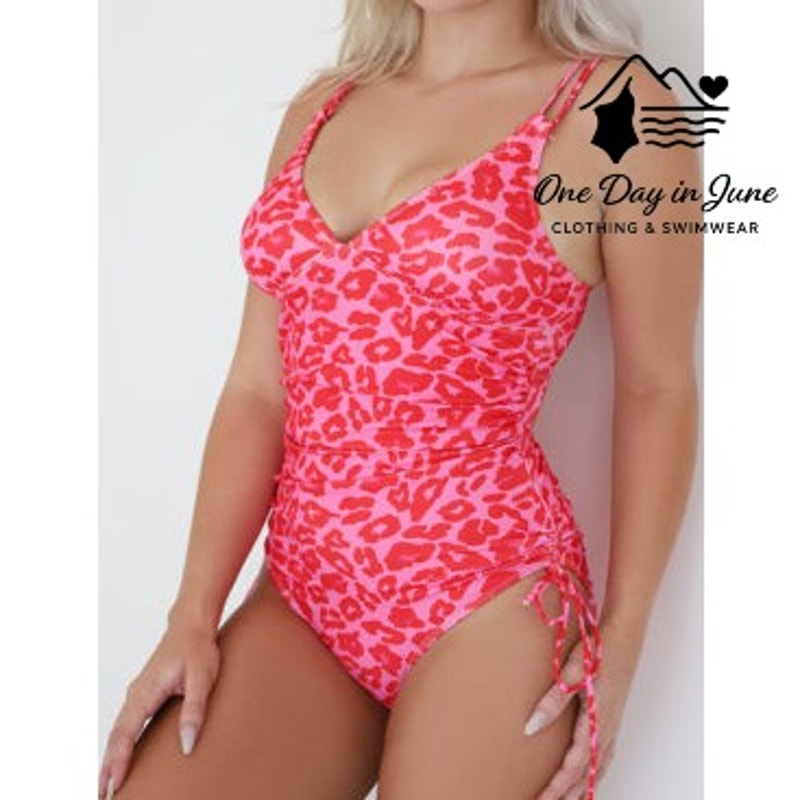 Charmleaks Plus Size Ruched Sides One Piece Swimsuit Size 2XL