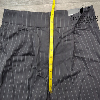 Express Stylist Tapered Leg Pinstripe Pants Size 2