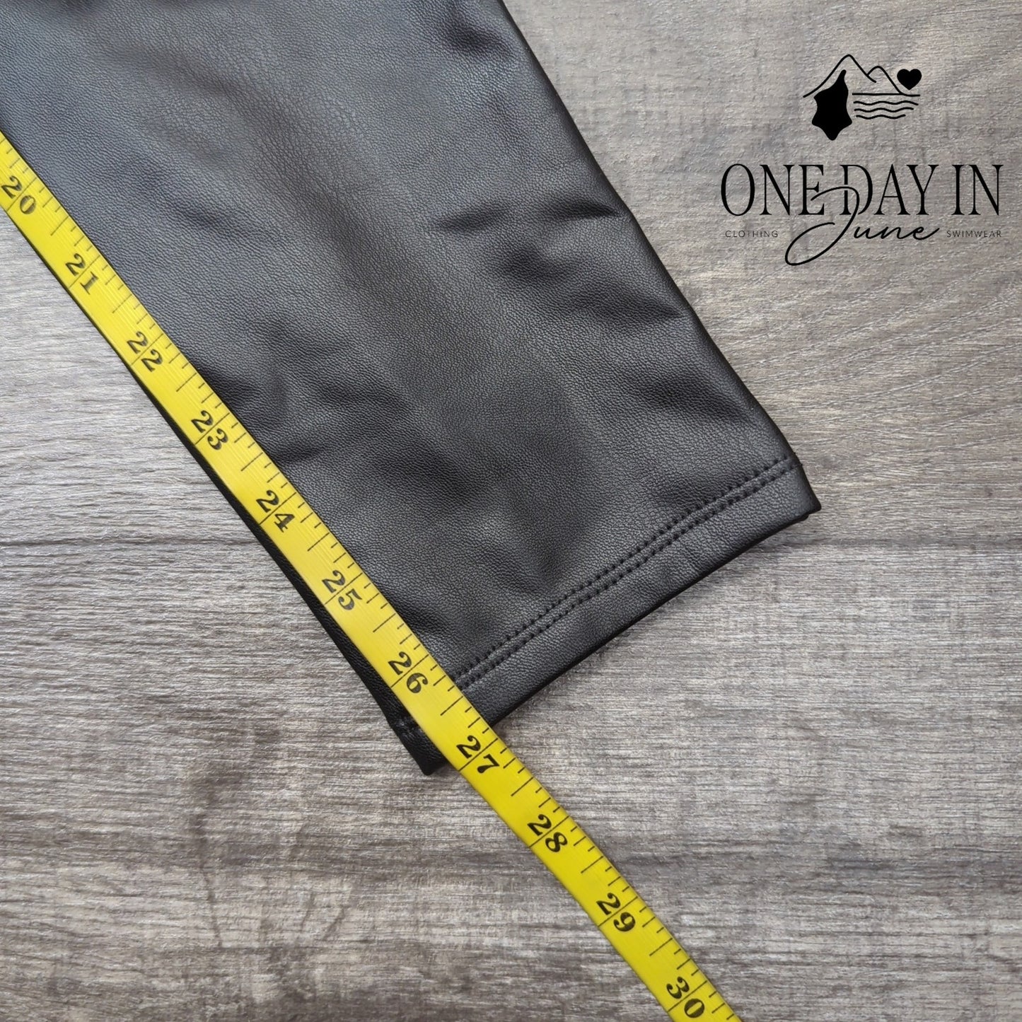 Loft Faux Leather Skinny Ankle Pants Size M