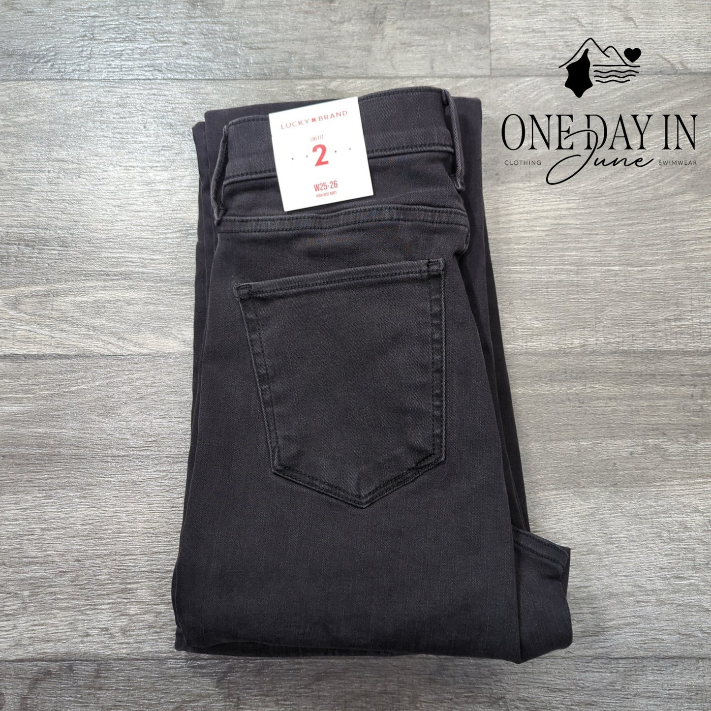 Lucky Brand High Rise Boot Jeans Size 2