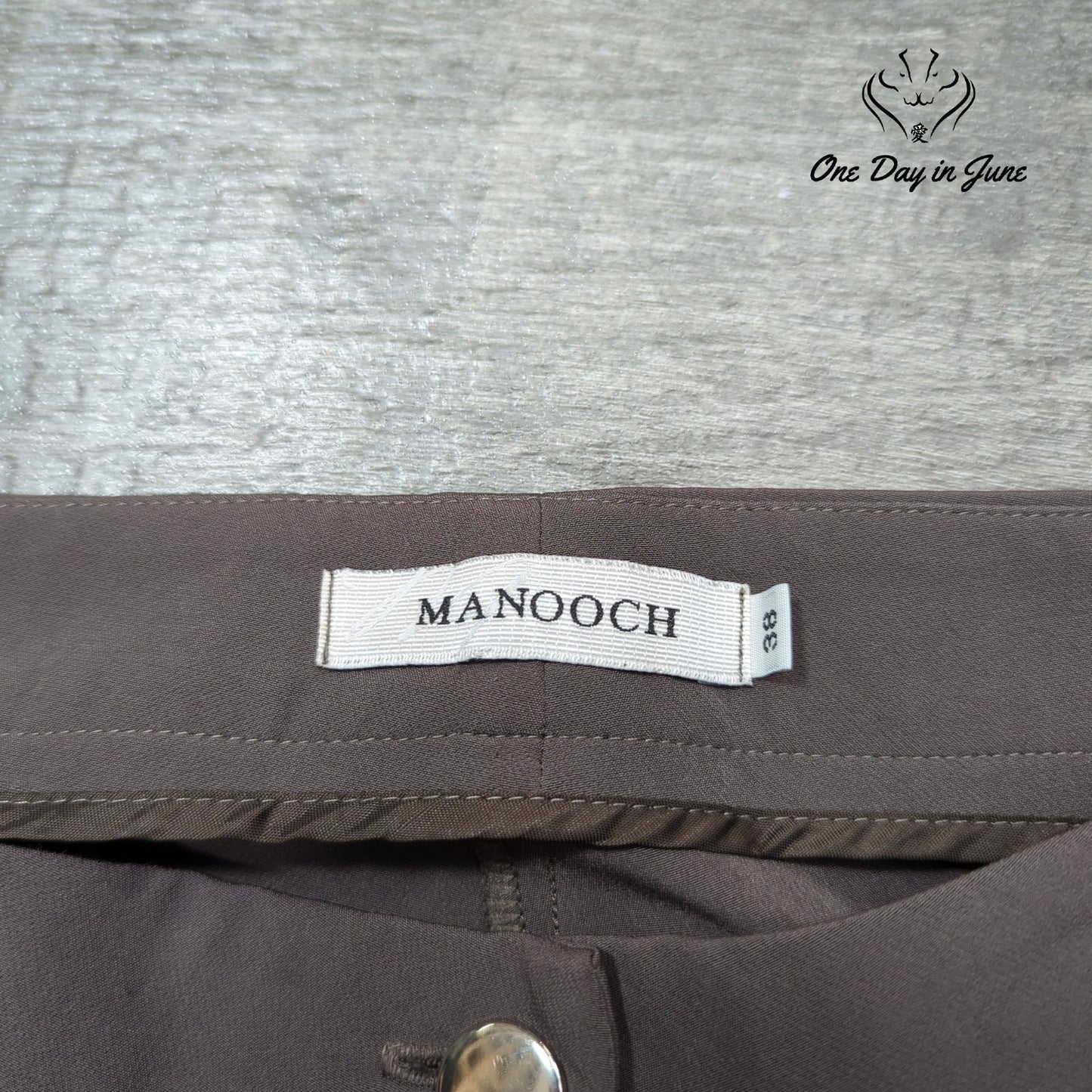 Manooch Boot Cut Pants Size 38 (8)