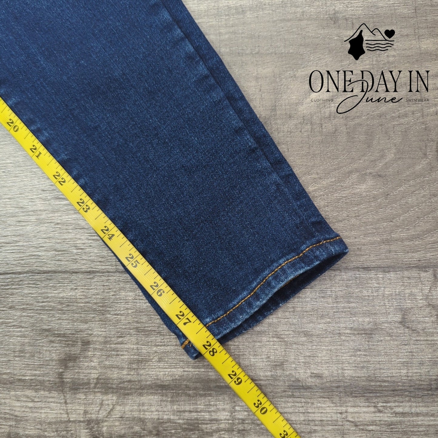 Loft The Skinny Jeans Size 6