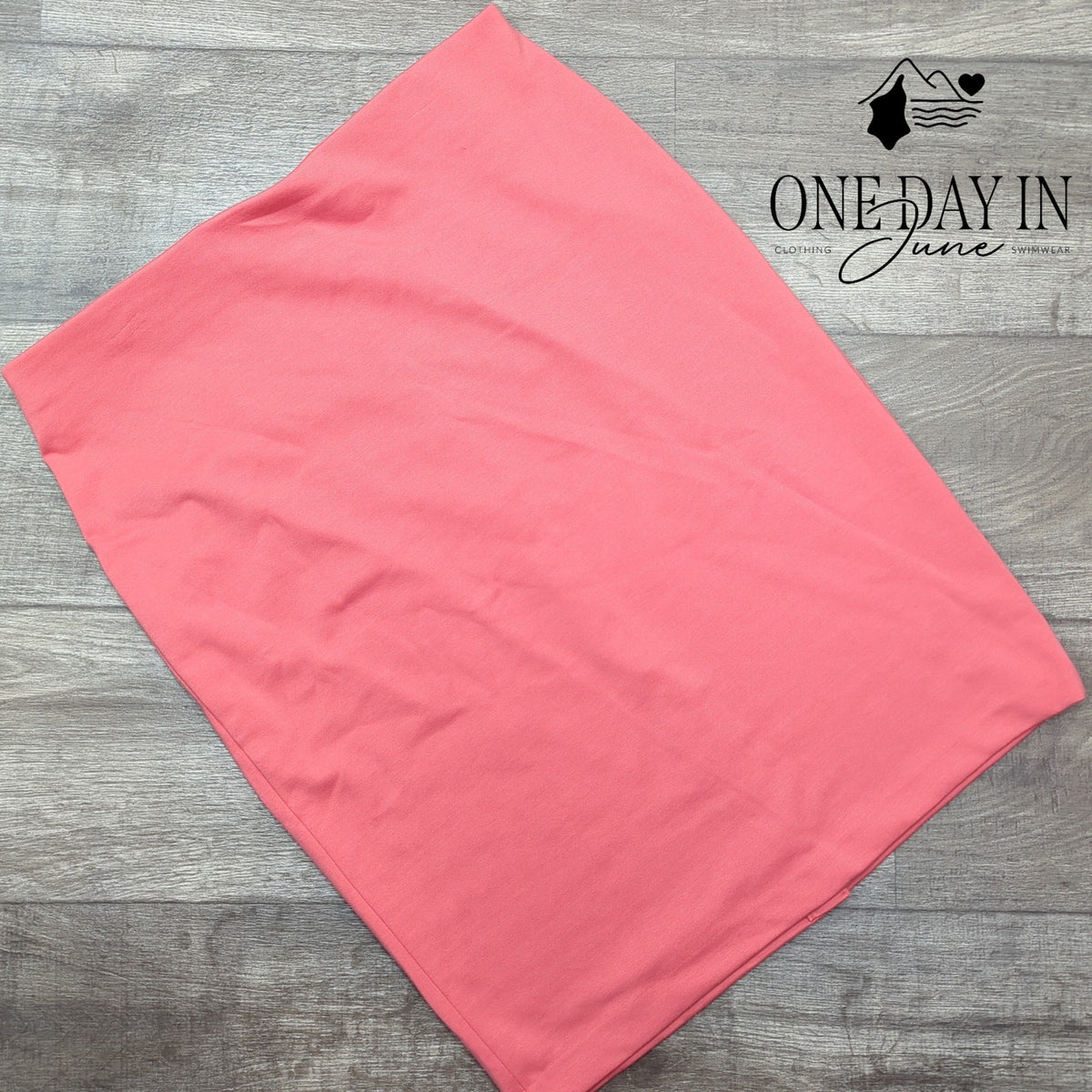 Premise Studio Pencil Skirt Coral Pink Stretch NWT Size 14