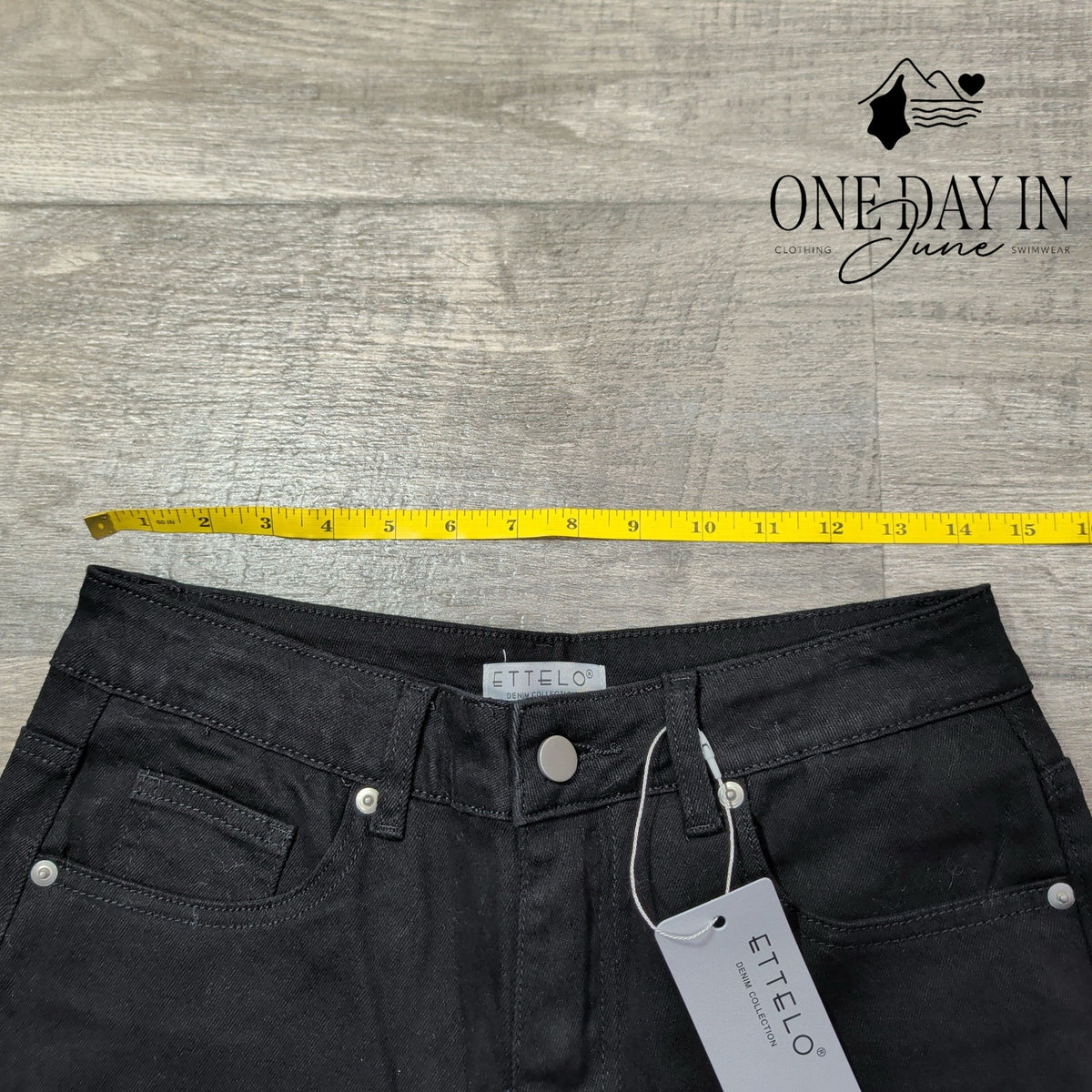 Ettelo Denim Collection High Rise Straight Leg Jeans Black NWT Size 12