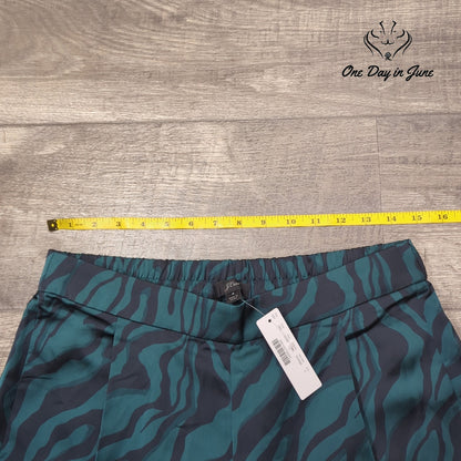 J.Crew Pull On Zebra Stripe Pants Size 4
