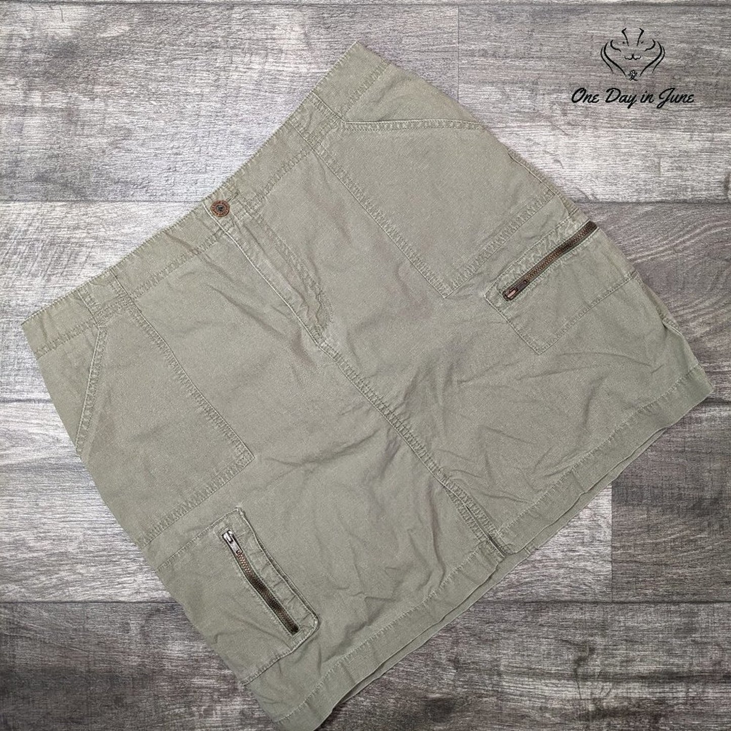 Eddie Bauer Plus Size Mini Skirt Size 16