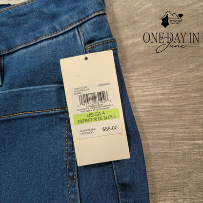 Anne Klein High Rise Crop Boot Jeans Size 4