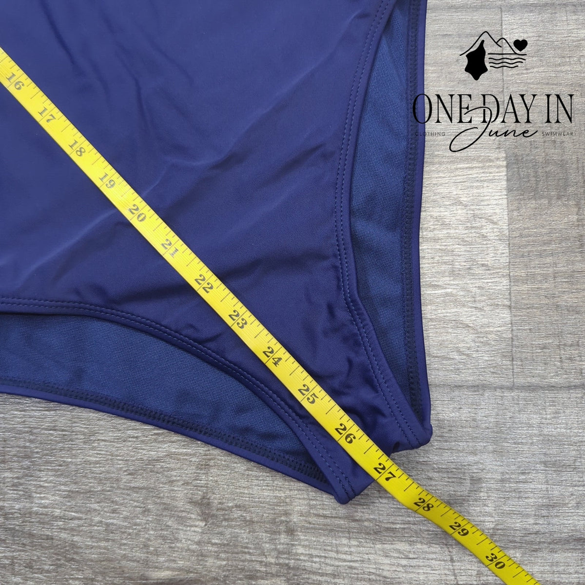 Adisputent Moderate One Piece Swimsuit Navy Blue Scoop Neck Size M