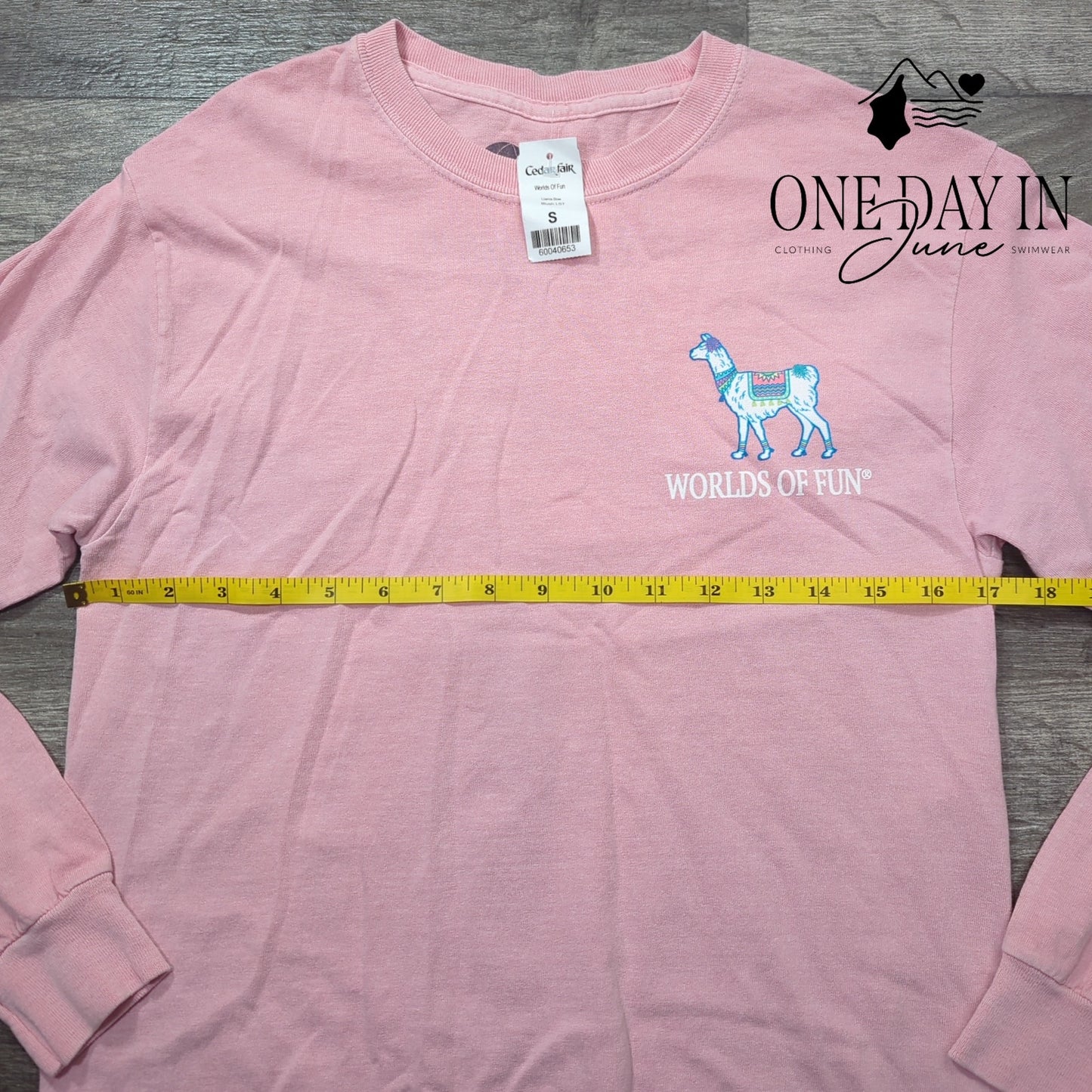 Cedar Fair Worlds of Fun Lama T Shirt Size S