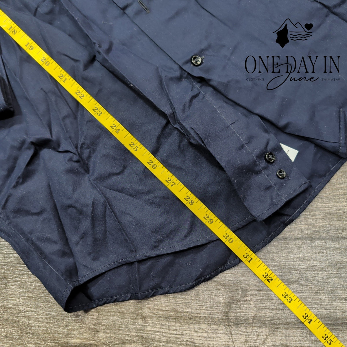 Armani Collezioni Men's Dress Shirt Navy Blue Long Sleeve NWT Size 42 (16.5)