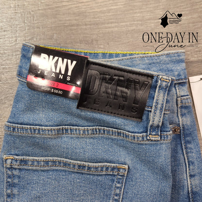 DKNY Jeans Mid Rise Denim Skirt Size 2