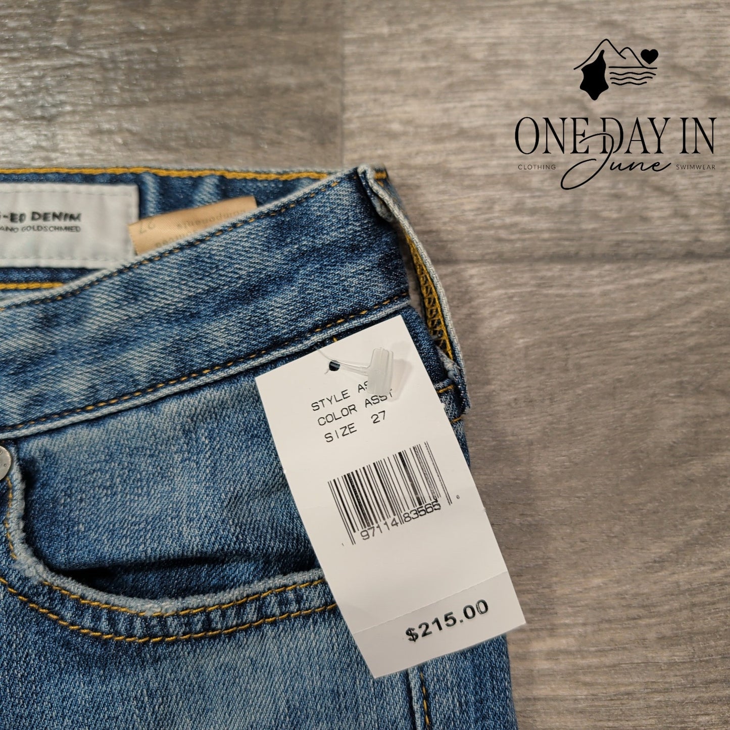 AG Adriano Goldschmied Crop Jeans Blue Flare NWT $215 Size 4 (27)